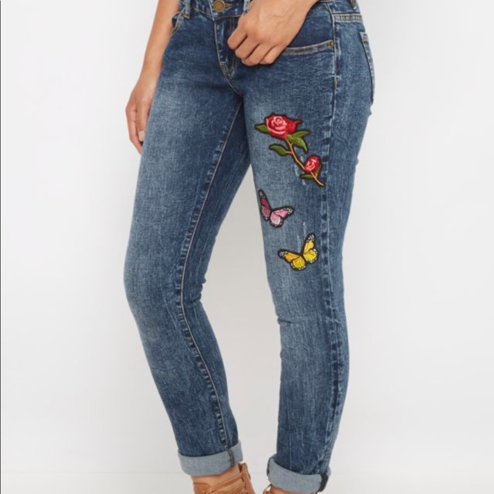 RUE21 Butterflies Patched Skinny Jeans